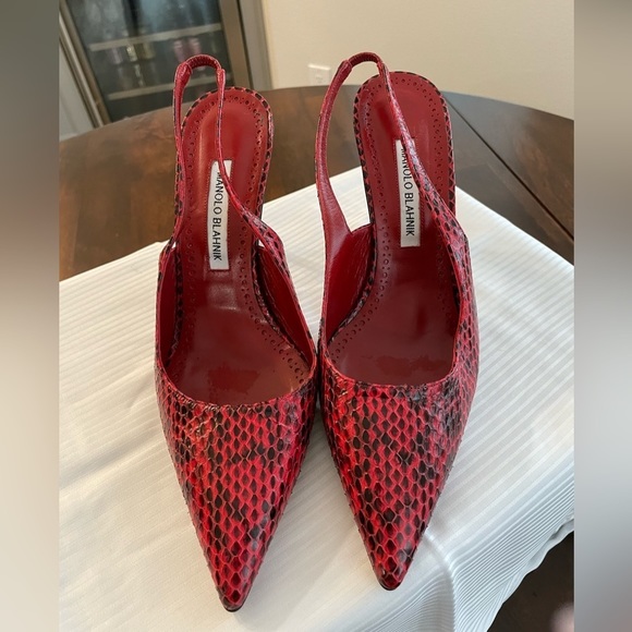 Manolo Blahnik Shoes - Manolo Blahnik. 90mm Snakeskin Slingback Pumps, Red Leather. Size Eu 40 1/2.